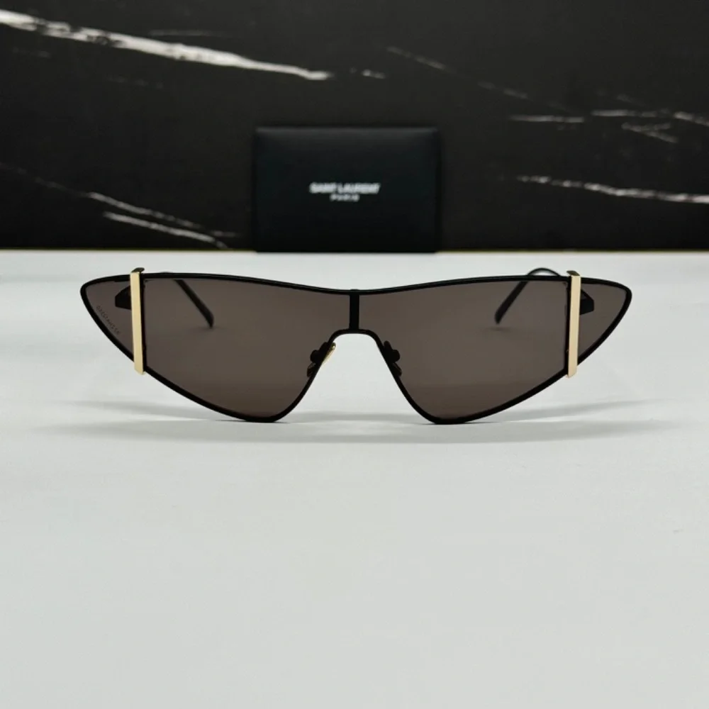 NEW SAINT LAURENT WOMEN BLACK SUNGLASSES SL 536 001 SAINT LAURENT SL536